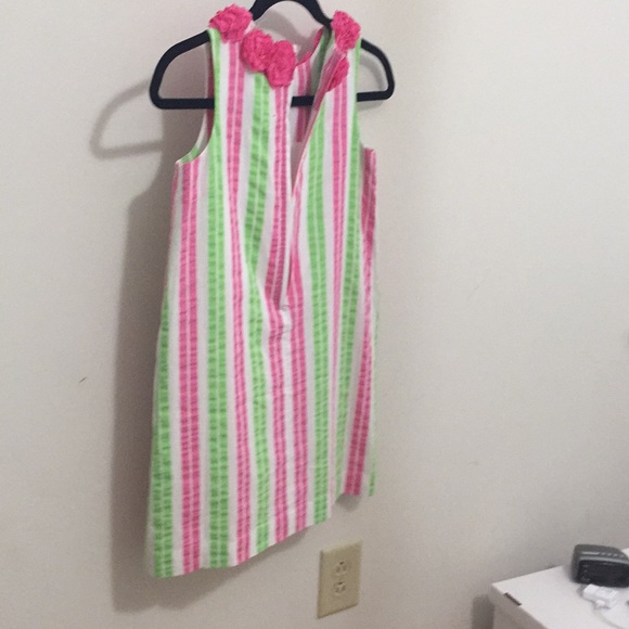 Lilly Pulitzer flower shift dress - Picture 4 of 7